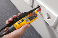 ������ Fluke T130