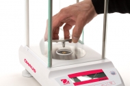 ������������� ���� OHAUS Pioneer PA64C � ��������
