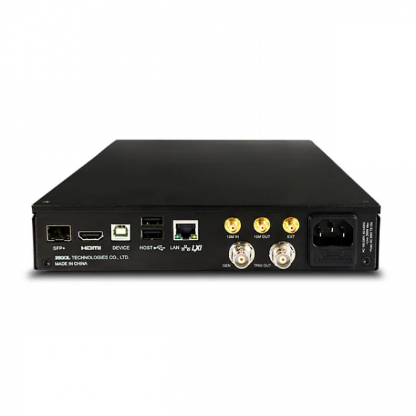 ���������� �������� ����������� RIGOL DS8204-R